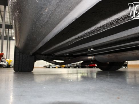 Used 2004 Jaguar XK8 Convertible image 11