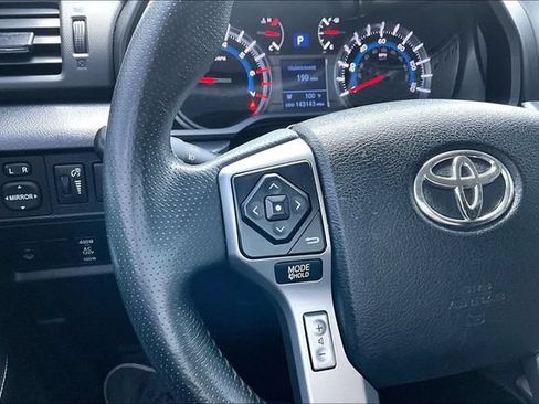 Used 2016 Toyota 4Runner 4WD image 11