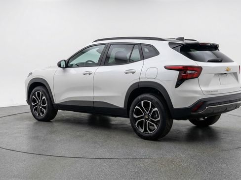 Used 2025 Chevrolet TrailBlazer LT image 6