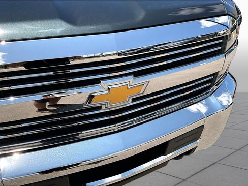 Used 2017 Chevrolet Silverado 2500 W/T RWD image 29