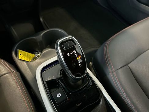 Used 2017 Chevrolet Bolt Premier w/ Driver Confidence II Package image 15