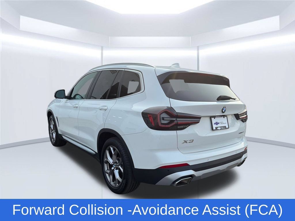 Used 2022 BMW X3 xDrive30i AWD/4WD image 3