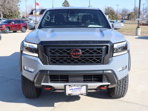 Used 2024 Nissan Frontier PRO-4X w/ Off-Road Protection Package image 2