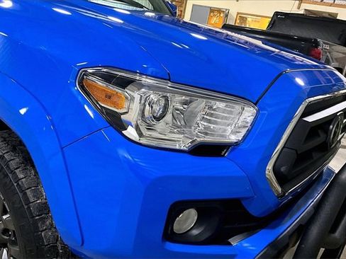 Used 2020 Toyota Tacoma SR5 image 4