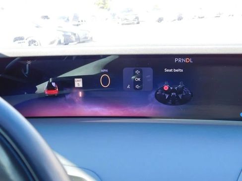 Used 2024 Lincoln Nautilus Reserve image 22