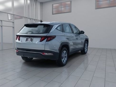 Used 2023 Hyundai Tucson SE AWD/4WD image 8