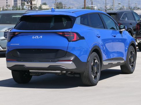 New 2026 Kia Sportage EX w/ EX Panorama Roof Package FWD image 3