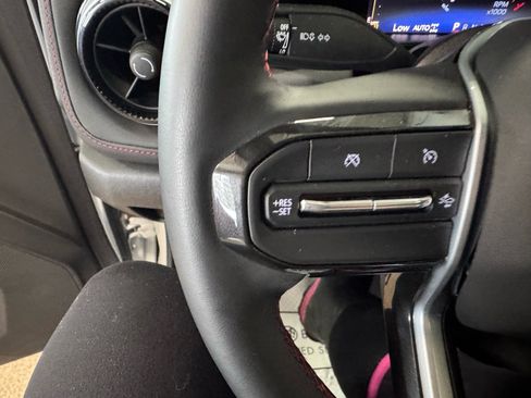 Used 2023 Chevrolet Colorado Z71 w/ Z71 Convenience Package 2 image 27