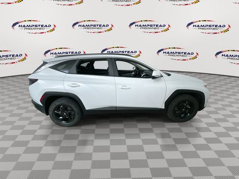 Used 2022 Hyundai Tucson SEL w/ Cargo Package AWD/4WD image 9