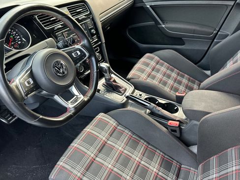 Used 2018 Volkswagen GTI S image 4