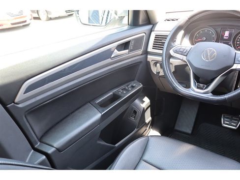 Used 2021 Volkswagen Atlas SE FWD image 29