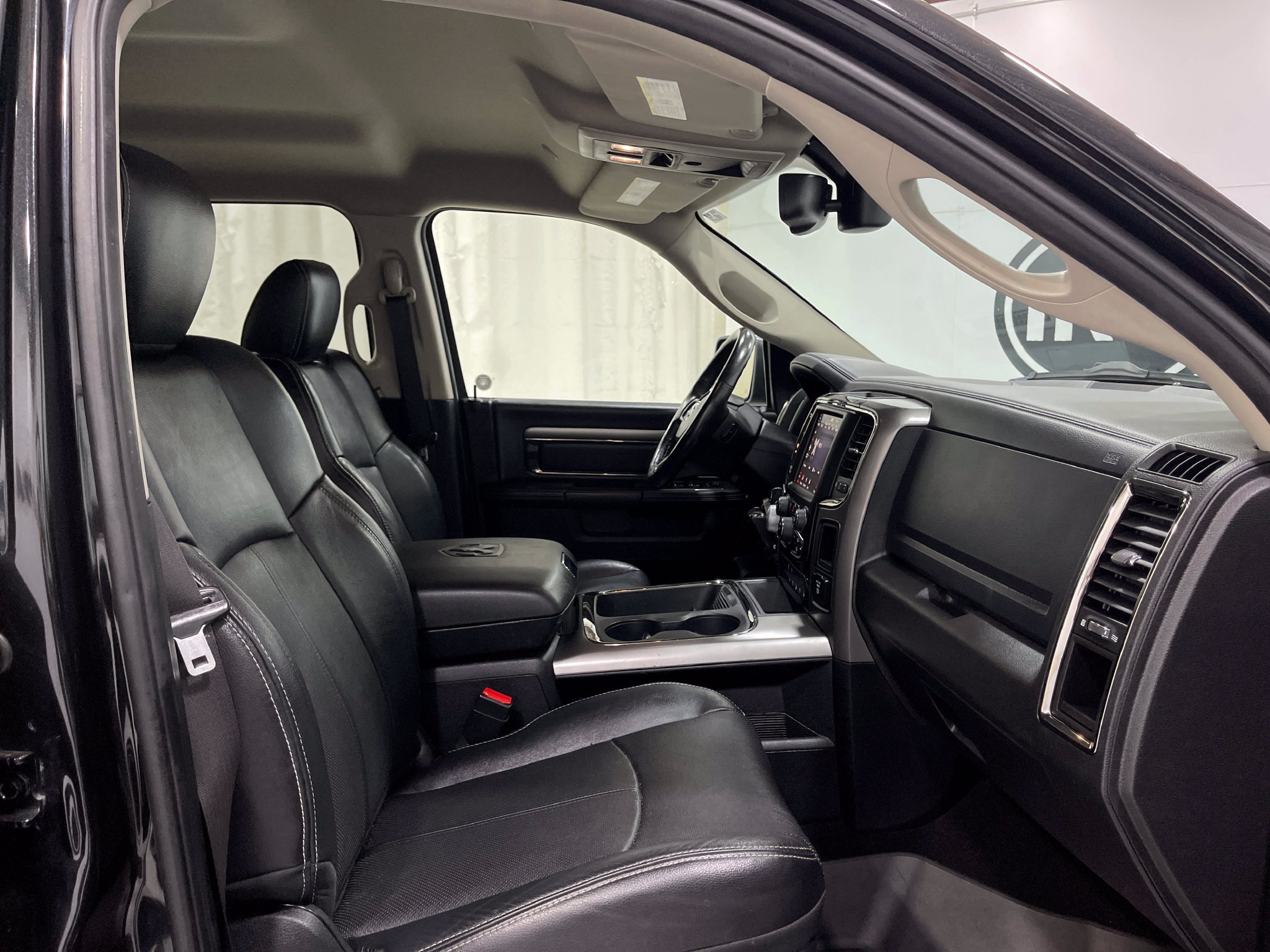 Used 2018 RAM 1500 Sport AWD/4WD image 30
