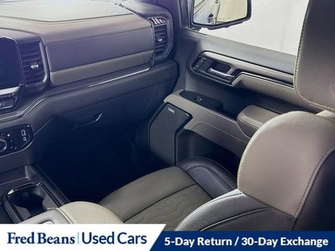 Used 2022 Chevrolet Silverado 1500 ZR2 w/ Technology Package AWD/4WD image 32