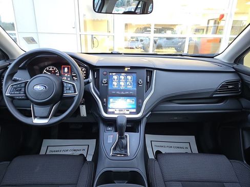 Used 2025 Subaru Outback 2.5i image 18