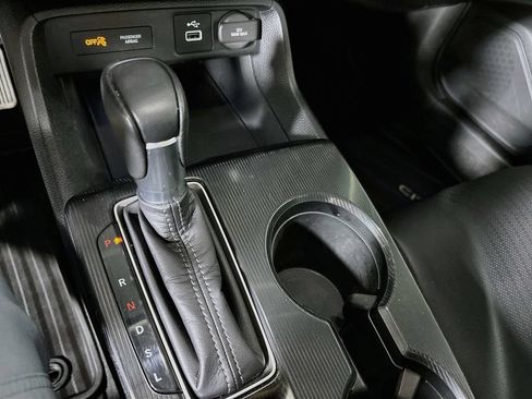 Used 2023 Honda Civic EX-L image 17