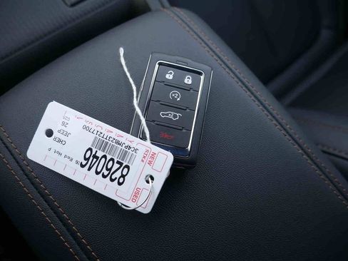 New 2026 Jeep Cherokee Limited image 27