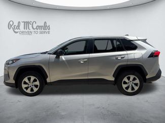 Used 2022 Toyota RAV4 LE FWD video 2