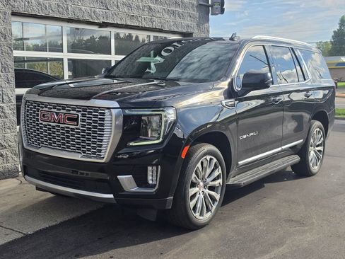 Used 2023 GMC Yukon Denali AWD/4WD image 1