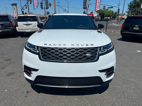 Used 2019 Land Rover Range Rover Velar R-Dynamic SE AWD/4WD image 3