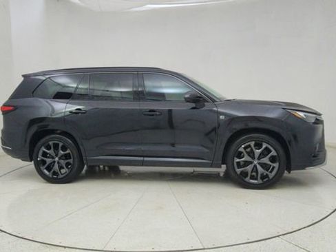 Used 2026 Lexus TX 500h AWD w/ Technology Package image 62