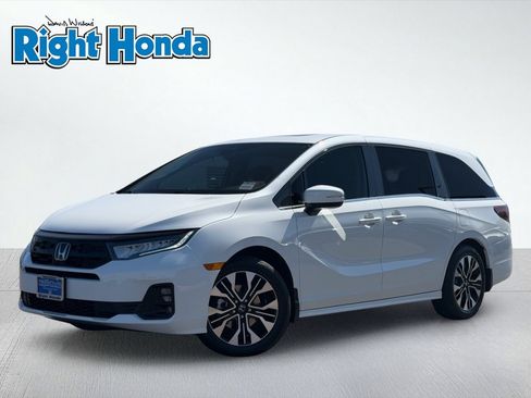 New 2026 Honda Odyssey Elite image 2