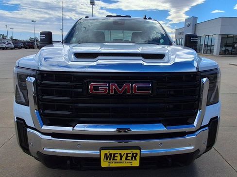 New 2026 GMC Sierra 2500 Pro w/ 1SA Pro Safety Plus Package image 3