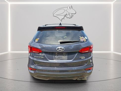 Used 2018 Hyundai Santa Fe Sport AWD/4WD image 5