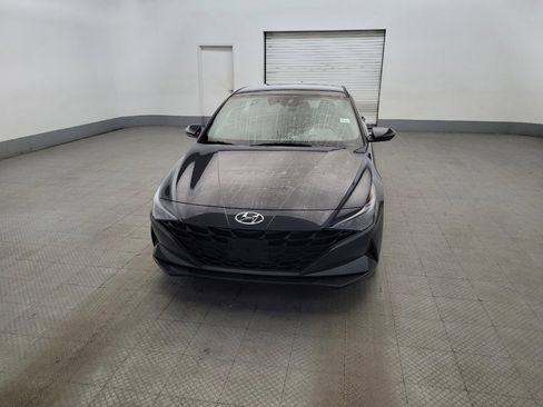 Used 2023 Hyundai Elantra SE FWD image 15