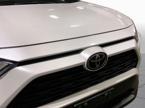 Used 2023 Toyota RAV4 XLE Premium AWD/4WD image 30