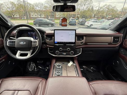 Used 2024 Ford Expedition Max Limited image 15