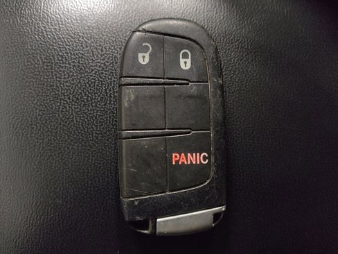 Used 2018 Dodge Journey SE w/ Popular Equipment Group image 32