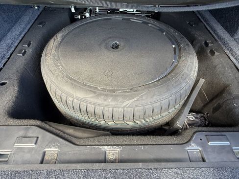 Used 2018 Land Rover Range Rover Autobiography image 26