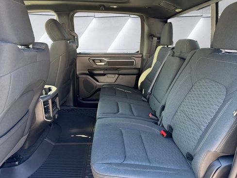 New 2026 RAM 1500 Big Horn AWD/4WD image 13