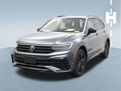 Used 2022 Volkswagen Tiguan SE R-Line