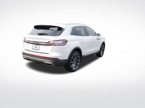Used 2019 Lincoln Nautilus Reserve w/ Ultimate Package AWD/4WD image 8