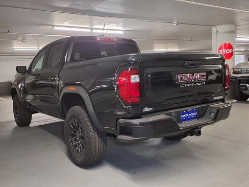 New 2026 GMC Canyon Elevation image 10