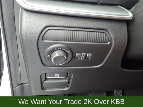 New 2026 Jeep Grand Wagoneer Limited image 16