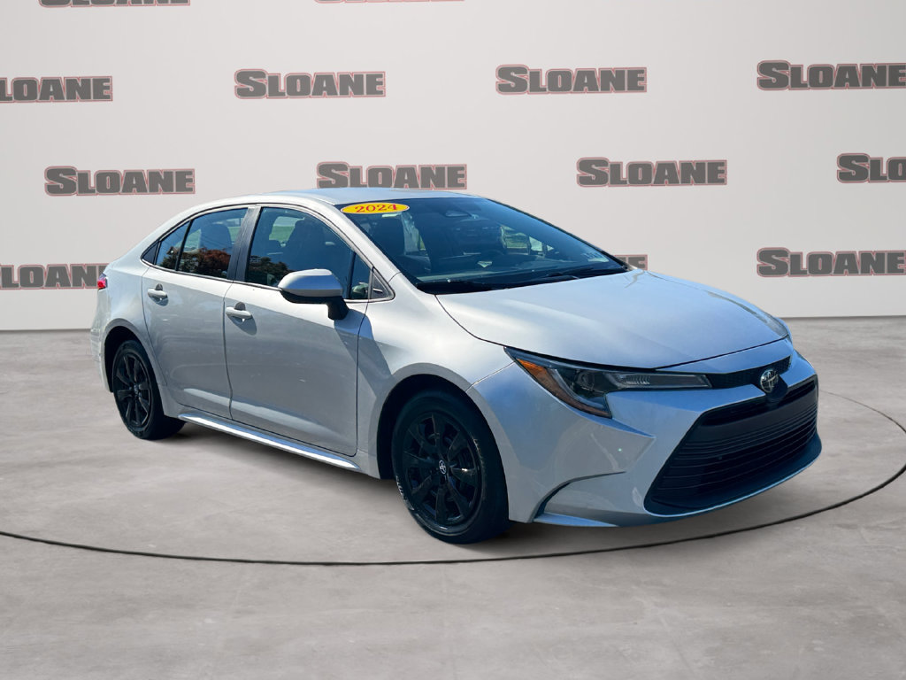 Used 2024 Toyota Corolla LE FWD image 7
