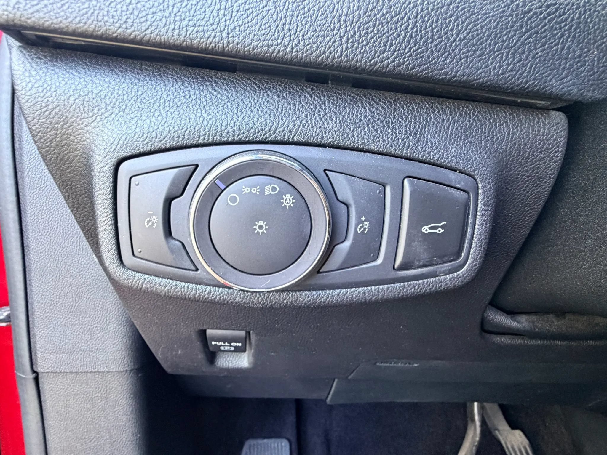 Used 2019 Lincoln MKC Premiere FWD image 21