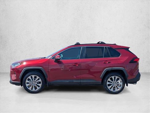 Used 2021 Toyota RAV4 XLE Premium FWD image 9