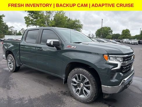 Used 2025 Chevrolet Silverado 1500 LT AWD/4WD image 1