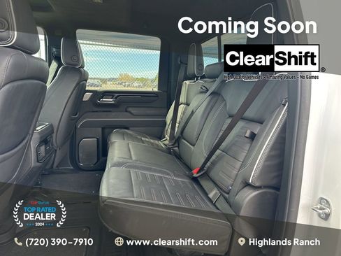 Used 2024 GMC Sierra 2500 AT4X image 7