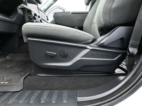 Used 2024 Ford F250 XLT w/ XLT Premium Package image 24