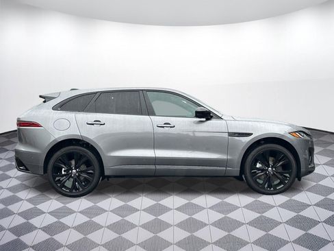 Used 2025 Jaguar F-PACE R-Dynamic S AWD/4WD image 6
