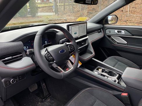 New 2026 Ford Explorer ST w/ Sun And Sound Package image 19