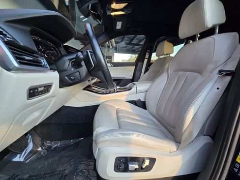 Used 2020 BMW X5 xDrive40i w/ Luxury Seating Package image 18