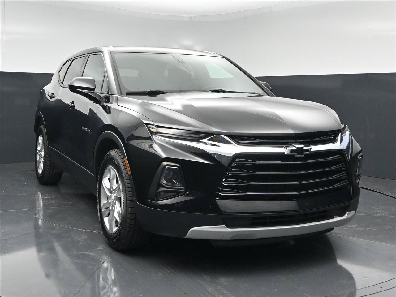 Used 2020 Chevrolet Blazer LT AWD/4WD image 1