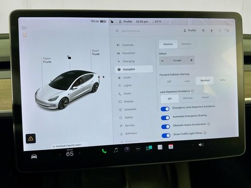 Used 2022 Tesla Model 3 Long Range AWD/4WD image 17