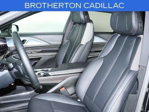 Certified 2024 Cadillac Lyriq Tech w/ Driver Assist Package AWD/4WD image 22
