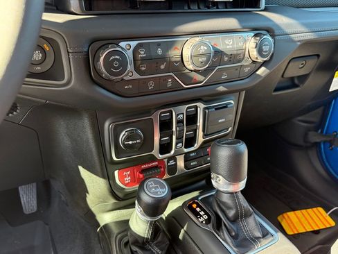 New 2026 Jeep Gladiator Mojave AWD/4WD image 21